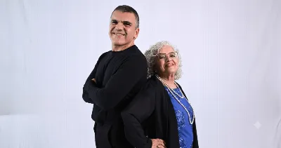 KÁTIA VIRGÍNIA em voz e piano